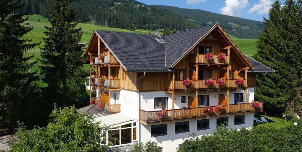 Appartments Helvetia Villabassa Exterior foto
