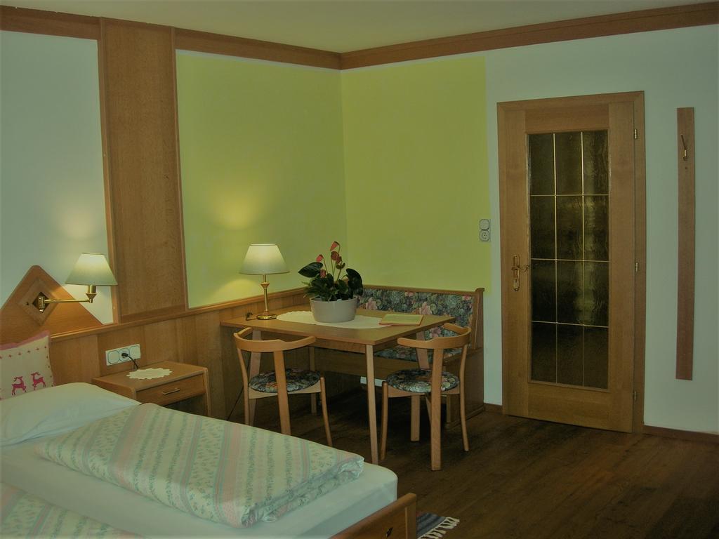 Appartments Helvetia Villabassa Exterior foto