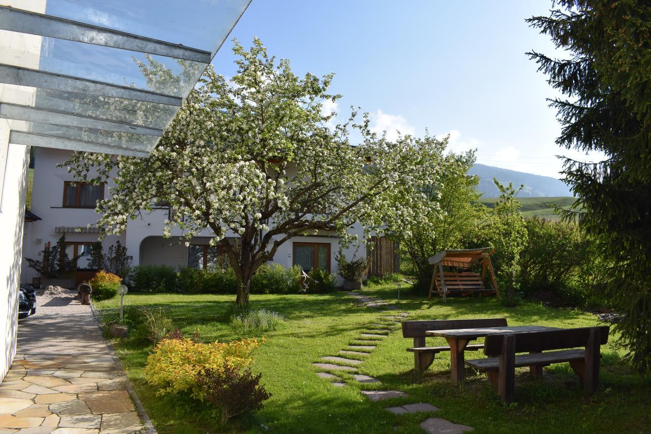 Appartments Helvetia Villabassa Exterior foto
